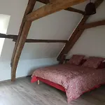 Alojamento de Acomodação e Pequeno-almoço La Tilia Saint-Riquier